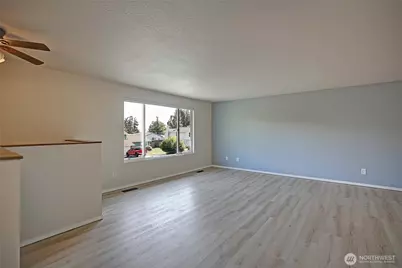 2029 Baymont Drive, Oak Harbor, WA 98277 - Photo 11