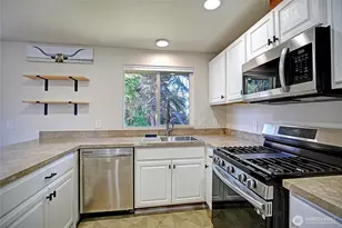 2029 Baymont Dr, Oak Harbor, WA 98277 - Photo 17