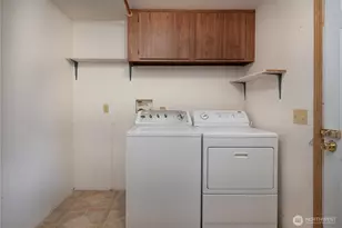 700 NW Crosby Ave, Oak Harbor, WA 98277 - Photo 17