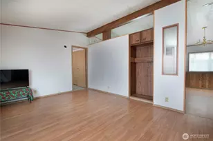 700 NW Crosby Ave, Oak Harbor, WA 98277 - Photo 9