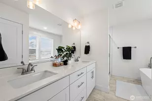 19019 19013 E State Route 3, Allyn, WA 98524 - Photo 35