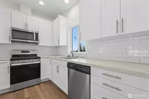 19013 E State Route 3, Allyn, WA 98524 - Photo 27