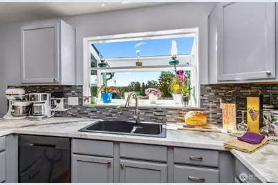 526 Avenue J, Snohomish, WA 98290 - Photo 21