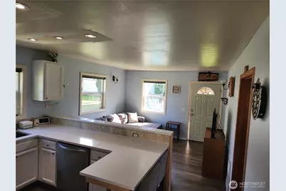 821 W Garfield Street, Mount Vernon, WA 98273 - Photo 5