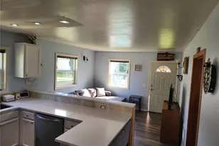 821 W Garfield St, Mount Vernon, WA 98273 - Photo 5