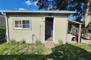 821 W Garfield St, Mount Vernon, WA 98273 - Photo 13