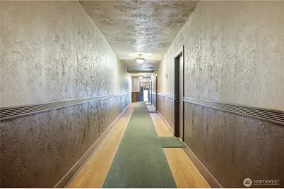 221 Belmont Avenue E, Seattle, WA 98102 - Photo 5