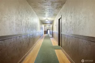 221 Belmont Ave E, Seattle, WA 98102 - Photo 5