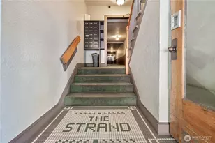 221 Belmont Ave E, Seattle, WA 98102 - Photo 3