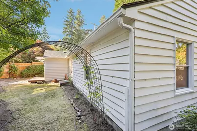 1005 NE 170th Street, Shoreline, WA 98155 - Photo 25