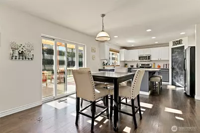 11428 210th Avenue Ct E, Bonney Lake, WA 98391 - Photo 9