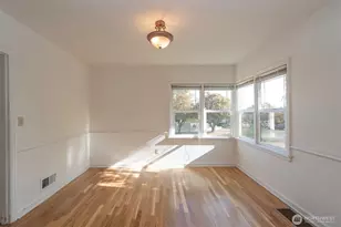 1204 S Oak St, Port Angeles, WA 98362 - Photo 7