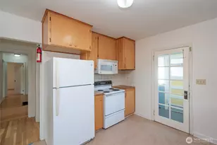 1204 S Oak St, Port Angeles, WA 98362 - Photo 11