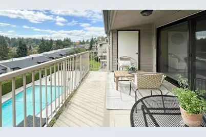 2920 76th Avenue SE #411, Mercer Island, WA 98040 - Photo 19