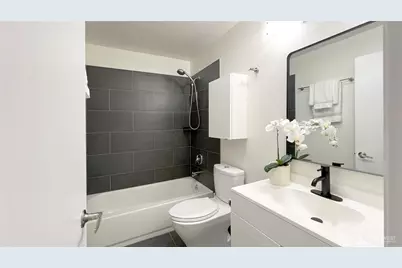 2920 76th Avenue SE #411, Mercer Island, WA 98040 - Photo 11