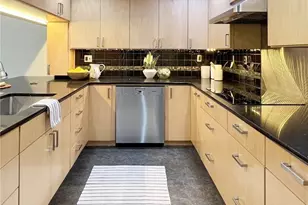 2920 76th Ave SE, Mercer Island, WA 98040 - Photo 5