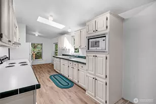 22222 49th Ave SE, Bothell, WA 98021 - Photo 7