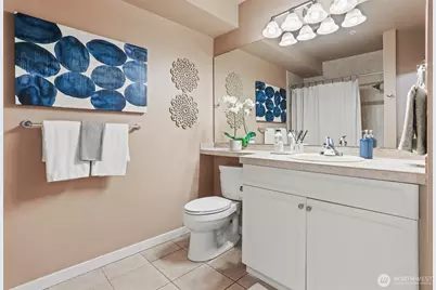 530 4th Avenue W #206, Seattle, WA 98119 - Photo 19