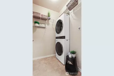 530 4th Avenue W #206, Seattle, WA 98119 - Photo 21