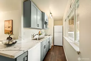 8526 8th Ave W, Everett, WA 98204 - Photo 7