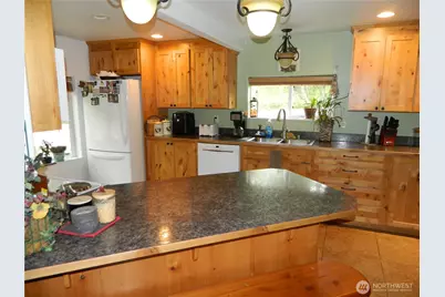 44 Bonaparte Avenue, Tonasket, WA 98855 - Photo 11