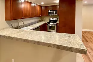 400 NE 50th St, Seattle, WA 98105 - Photo 33