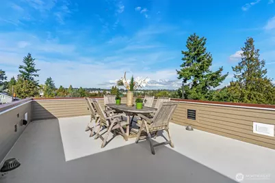 400 NE 50th Street, Seattle, WA 98105 - Photo 21