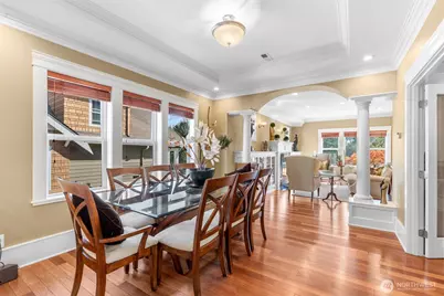 400 NE 50th Street, Seattle, WA 98105 - Photo 5