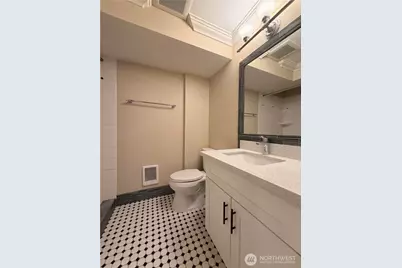 400 NE 50th Street, Seattle, WA 98105 - Photo 37