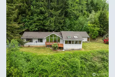 1086 W State Route 4, Cathlamet, WA 98612 - Photo 1