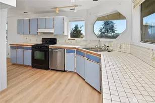 4149 Saltspring Dr, Ferndale, WA 98248 - Photo 11