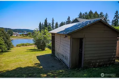 17198 Viking Way NW, Poulsbo, WA 98370 - Photo 33