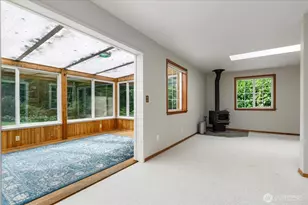 3100 Sea Eagle Ln, Greenbank, WA 98253 - Photo 9