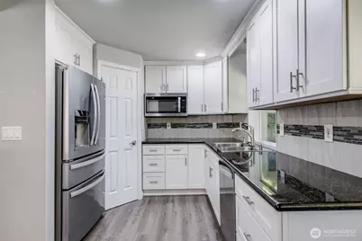 9124 Forest Avenue SW, Lakewood, WA 98498 - Photo 9