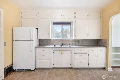 105 E 4th, Ritzville, WA 99169 - Photo 7