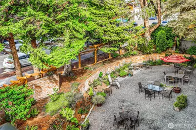 1616 41st Avenue E #301, Seattle, WA 98112 - Photo 15