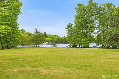 6544 C Latona Avenue NE, Seattle, WA 98115 - Photo 29