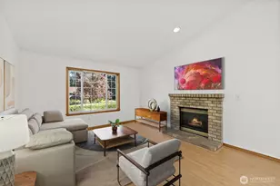 10102 8 Ave Ct S, Tacoma, WA 98444 - Photo 3