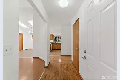 10102 8th Avenue Ct S, Tacoma, WA 98444 - Photo 13