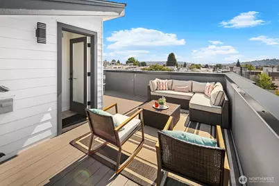 1748 B NW 62nd Street, Seattle, WA 98107 - Photo 23