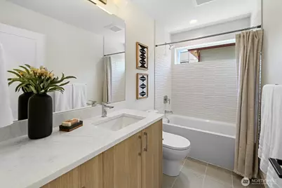 1748 B NW 62nd Street, Seattle, WA 98107 - Photo 15