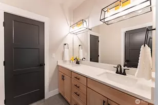 301 S Park St, Lynden, WA 98264 - Photo 23