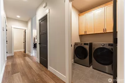 301 S Park Street, Lynden, WA 98264 - Photo 19