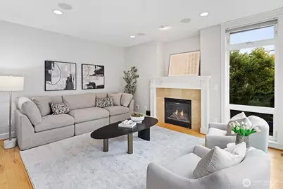 4202 Linden Avenue N, Seattle, WA 98103 - Photo 5