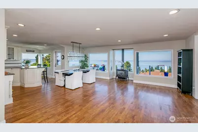 5037 33rd Avenue W, Everett, WA 98203 - Photo 9