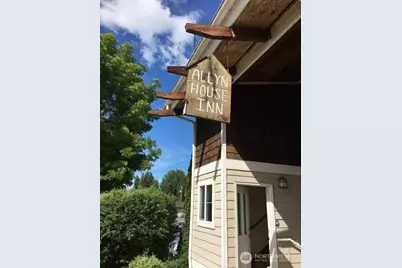 18350 E State Route 3 #Upper, Allyn, WA 98524 - Photo 3