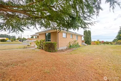 101 E Whidby Avenue, Port Angeles, WA 98362 - Photo 37