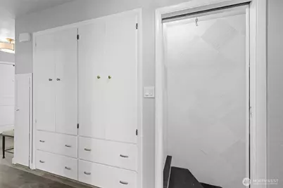 101 E Whidby Avenue, Port Angeles, WA 98362 - Photo 25