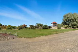 288 Meadowlark Ln, Touchet, WA 99360 - Photo 37