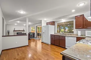 18008 25th Dr SE, Bothell, WA 98012 - Photo 11